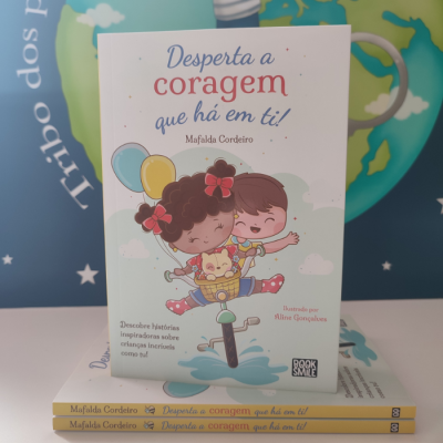 Capa de livro infantil Desperta a coragem que há em ti! com ilustração de crianças numa bicicleta