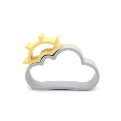Obj decorativo de nuvem cinzenta com sol amarelo em plástico