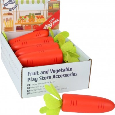 Brinquedo de cenouras de madeira com folhas verdes e caixa de acessórios para loja de frutas e legumes