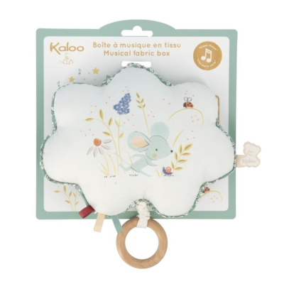 Caixa musical em tecido em forma de nuvem com estampas de flores e animais e aro de madeira