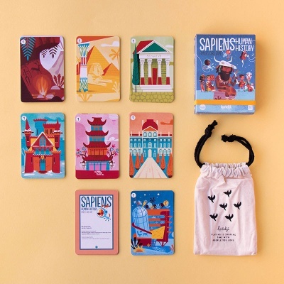 Jogo de cartas Sapiens Human History com saco de pano rosa