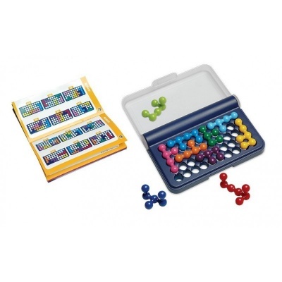 Jogo de tabuleiro compacto com peças coloridas e livro de padrões