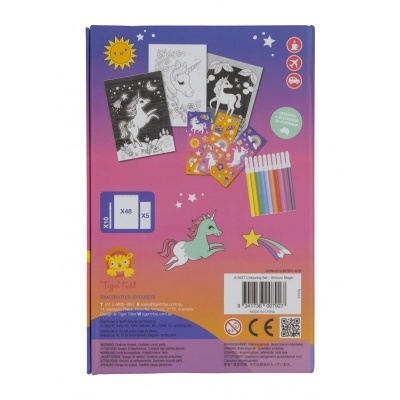 Material artístico com imagens de unicórnios, marcadores coloridos e autocolantes