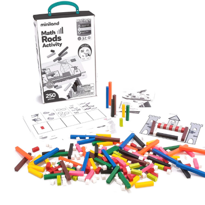 Kit educativo Miniland Math III Rods Activity com varas coloridas de madeira e cartões em embalagem com alça azul