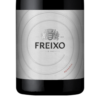 Herdade do Freixo Reserva Tinto Rótulo de vinho FREIXO Reserva branco com selo em relevo e texto preto