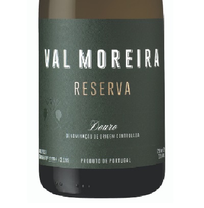 Quinta do Val Moreira - Reserva Branco Garrafa de vinho Val Moreira Reserva com rótulo verde escuro