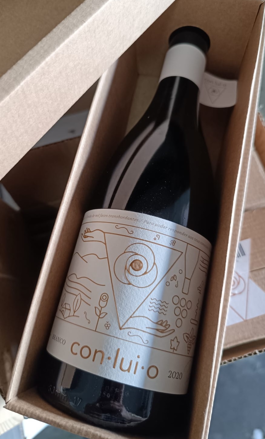 Conluio Branco 2020 Garrafa de vinho Bagio Con Lui O 2020 na caixa de embalagem de cartão