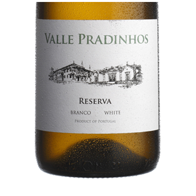 Valle Pradinhos Reserva Branco 2021 Garrafa de vinho branco com rótulo branco e texto verde e preto
