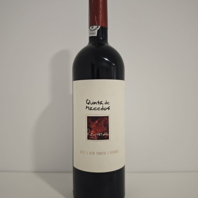 https://www.reserva86.pt/product/quinta-de-macedos-2021