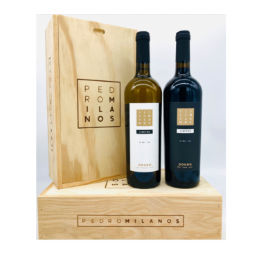 Conjunto de vinho com duas garrafas em caixa de madeira PEDROMILLANOS