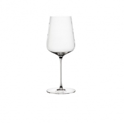 Taça de vinho transparente com haste longa