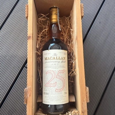 https://www.reserva86.pt/product/the-macallan-anniversary-malt-25-anos-1966