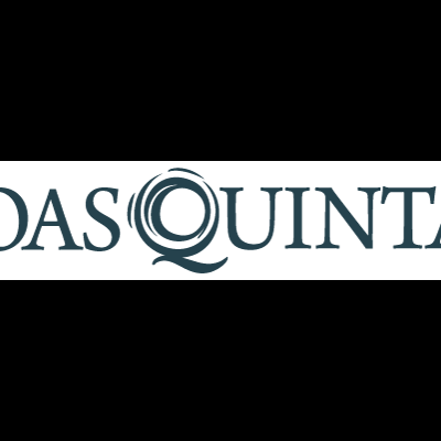 Logótipo da marca BOAS QUINTAS em azul escuro com círculo na letra Q