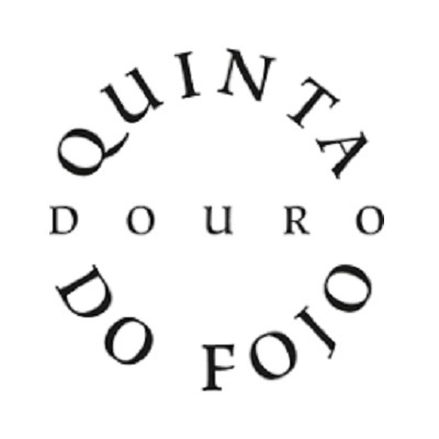 Logótipo circular com texto Quinta do Fojo e Douro em preto
