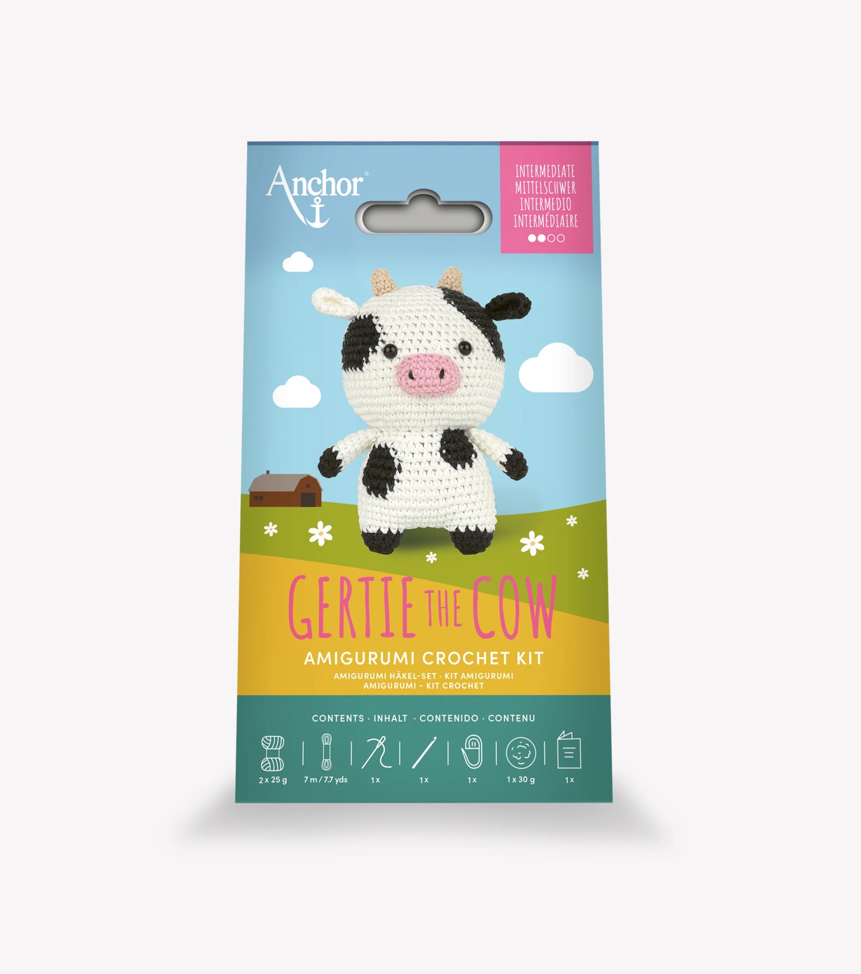 Kit de croché Amigurumi Gertie the Cow da marca Anchor com uma vaca em croché