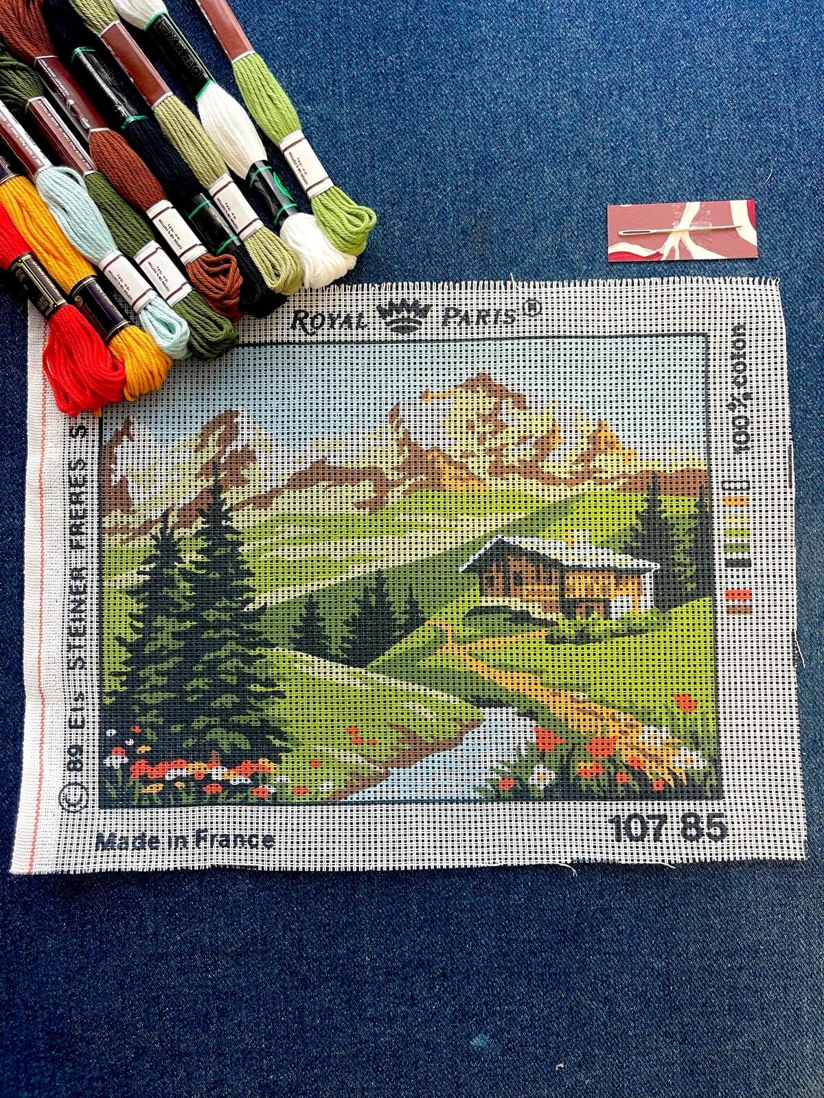 Tecido de bordado com padrão de paisagem e fios coloridos