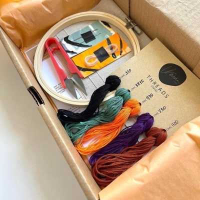 Kit&#x20;de&#x20;bordado&#x20;Graphic&#x20;Flowers