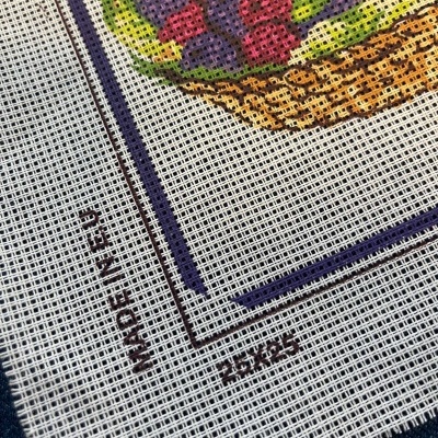 Kit&#x20;de&#x20;Bordado&#x20;Meio&#x20;Ponto&#x20;&quot;Amoras&quot;&#x20;-&#x20;Interm&#x00E9;dio