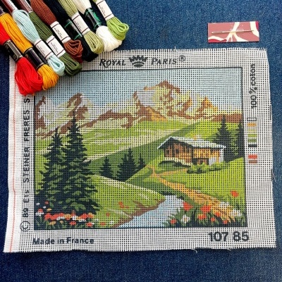 Tecido de bordado com padrão de paisagem e fios coloridos