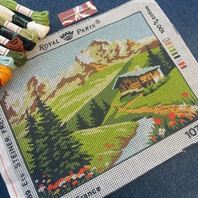 Kit&#x20;de&#x20;Bordado&#x20;Meio&#x20;Ponto&#x20;&quot;Chalet&quot;&#x20;-&#x20;Interm&#x00E9;dio