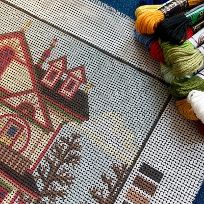 Kit&#x20;de&#x20;Bordado&#x20;Meio&#x20;Ponto&#x20;&quot;Casa&#x20;de&#x20;Madeira&quot;&#x20;-&#x20;Interm&#x00E9;dio