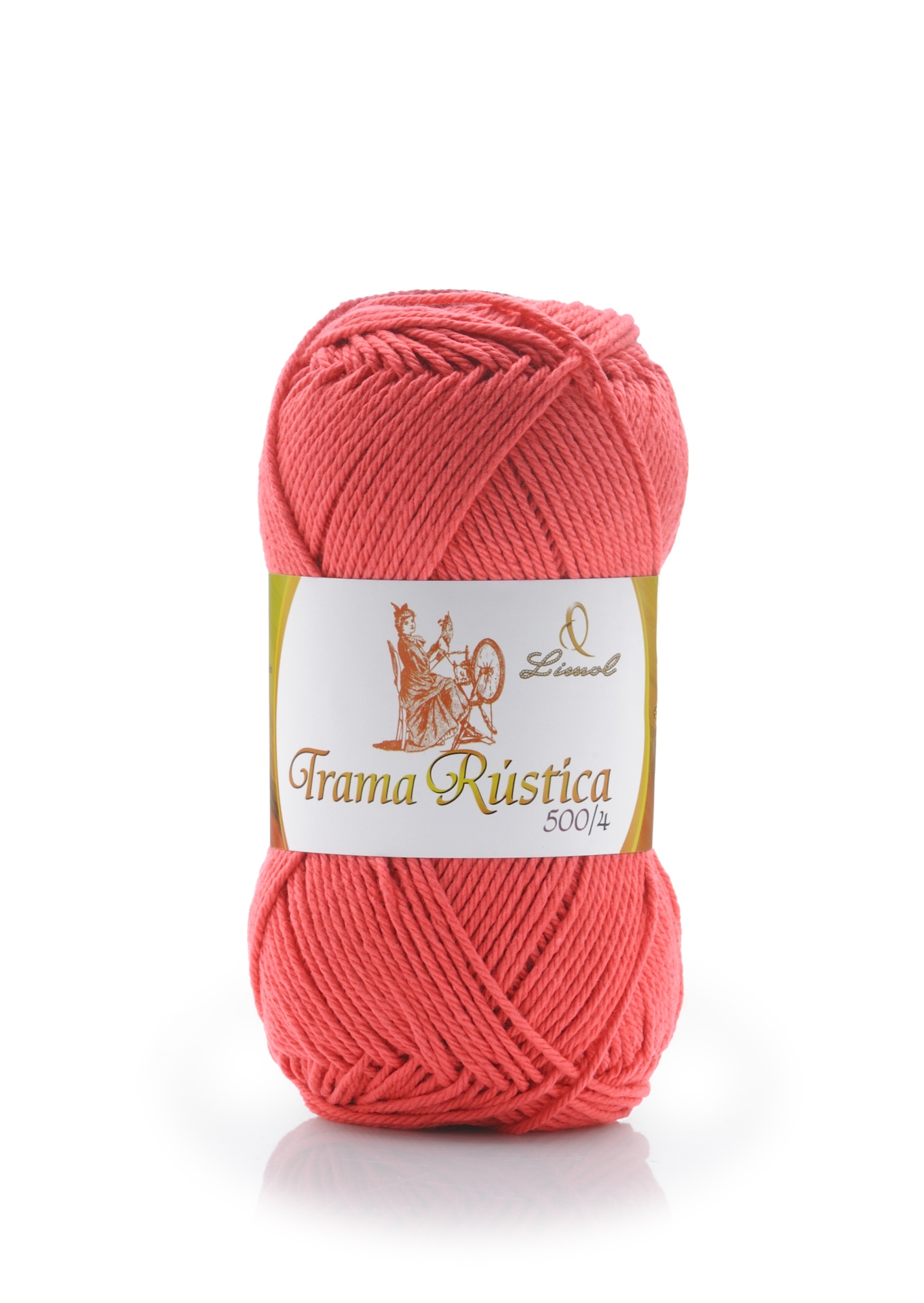 Novelo cor coral de lã com etiqueta 'Trama Rústica'