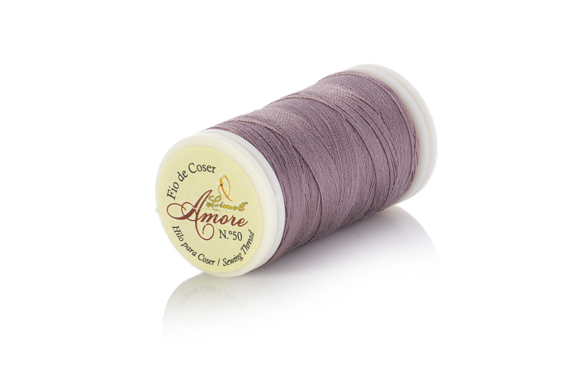 Rolo de linha de costura lilás Amore Nº50 com etiqueta amarela