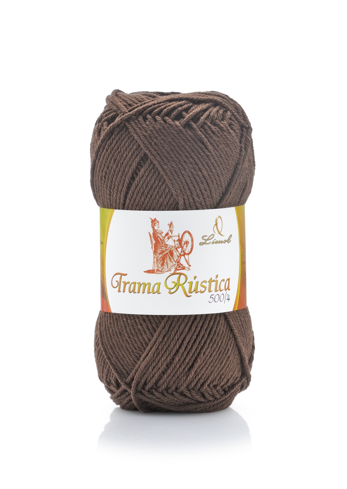 Novelo de lã castanha com etiqueta Trama Rústica 500/4