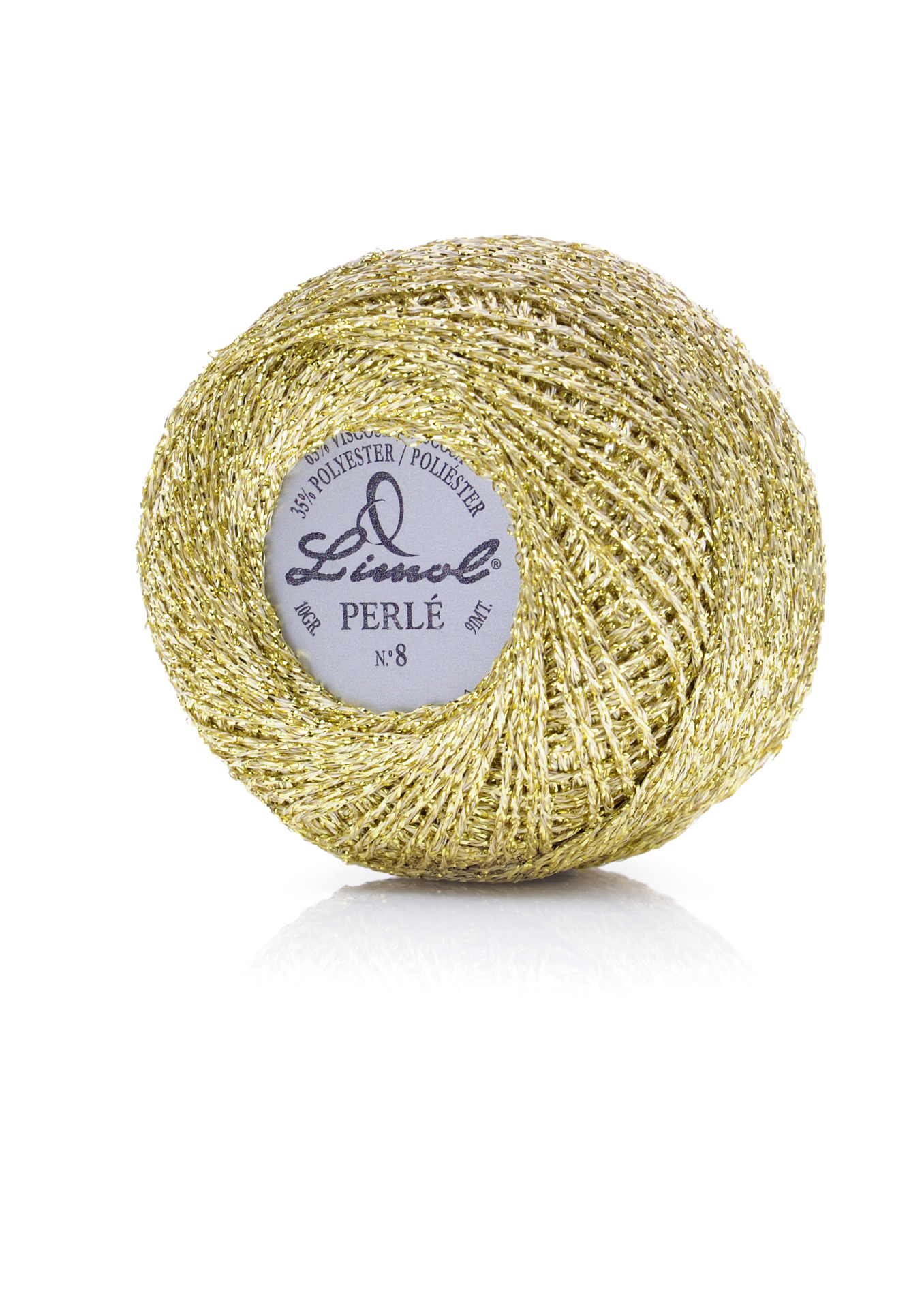 Rolo de linha dourada Limol Perlé N°8 em fundo branco