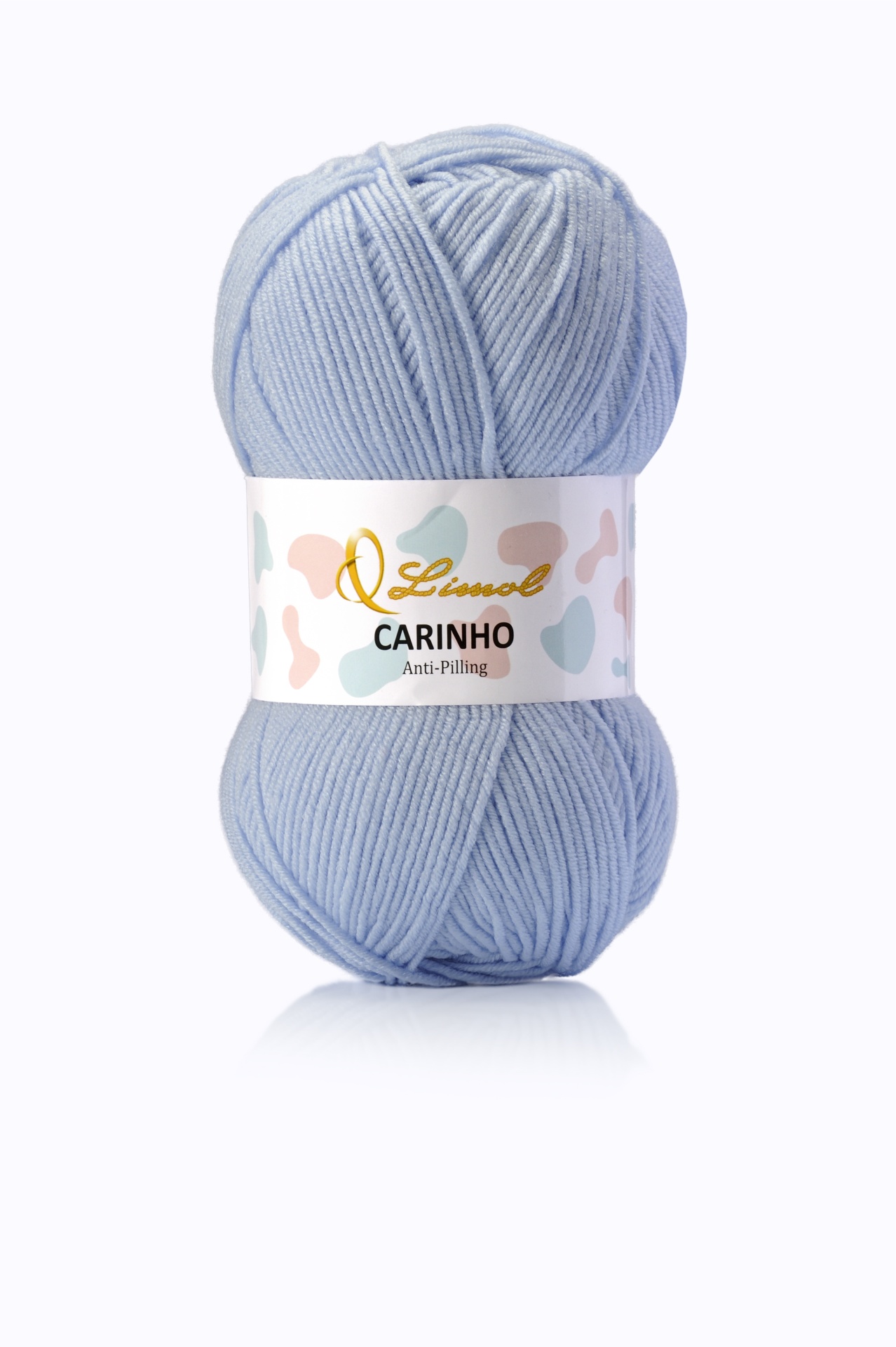Novelo de lã azul claro com etiqueta colorida e texto 'Limol CARINHO Anti-Pilling'