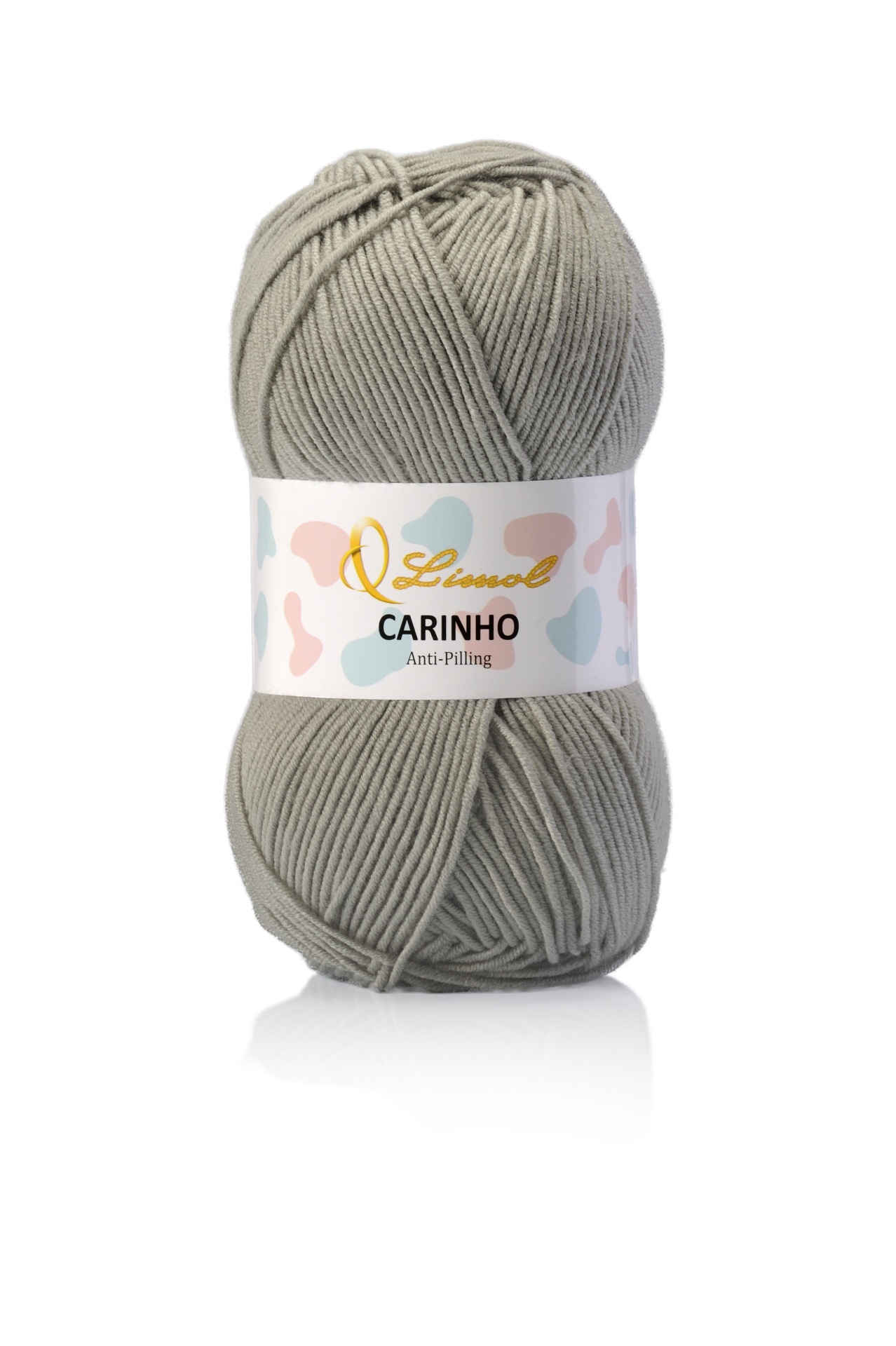 Novelo de lã cinzenta clara com etiqueta branca