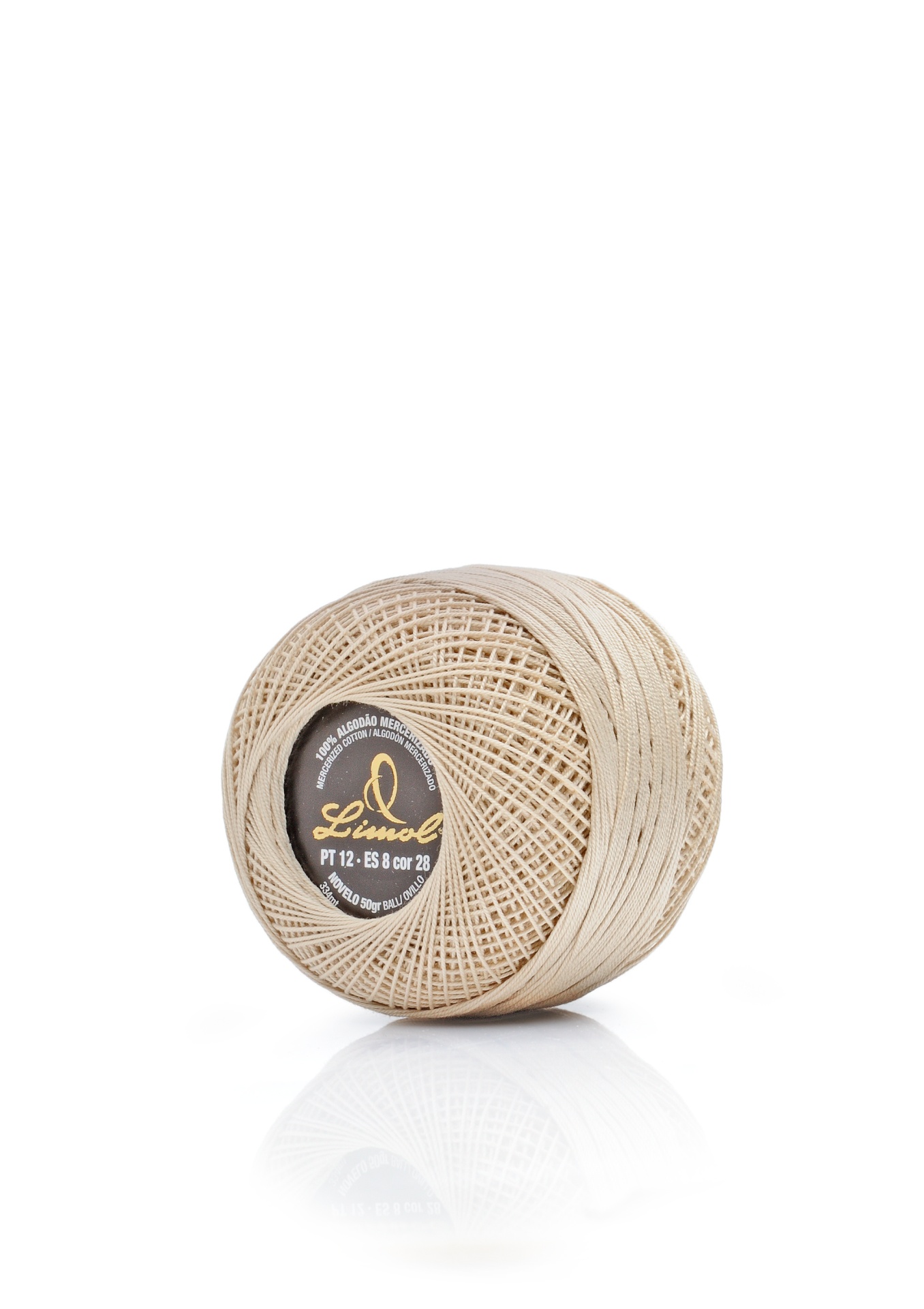 Novelo de linha bege Limol com etiqueta preta