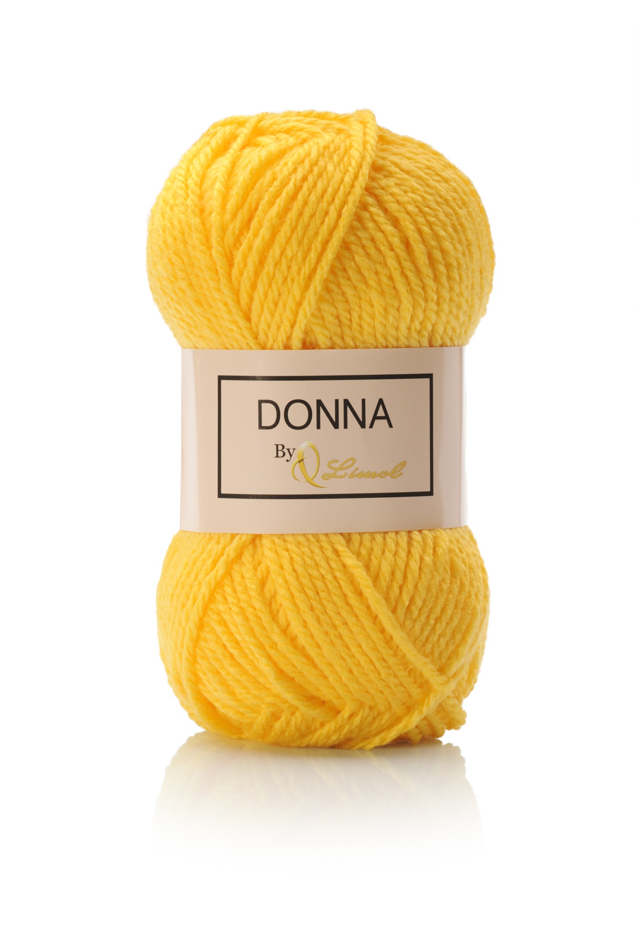 Novelo amarelo de lã com etiqueta branca DONNA By Q Luenell