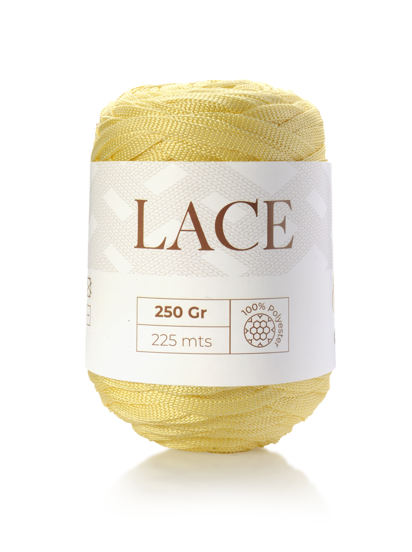 Novelo de fio amarelo claro com etiqueta branca