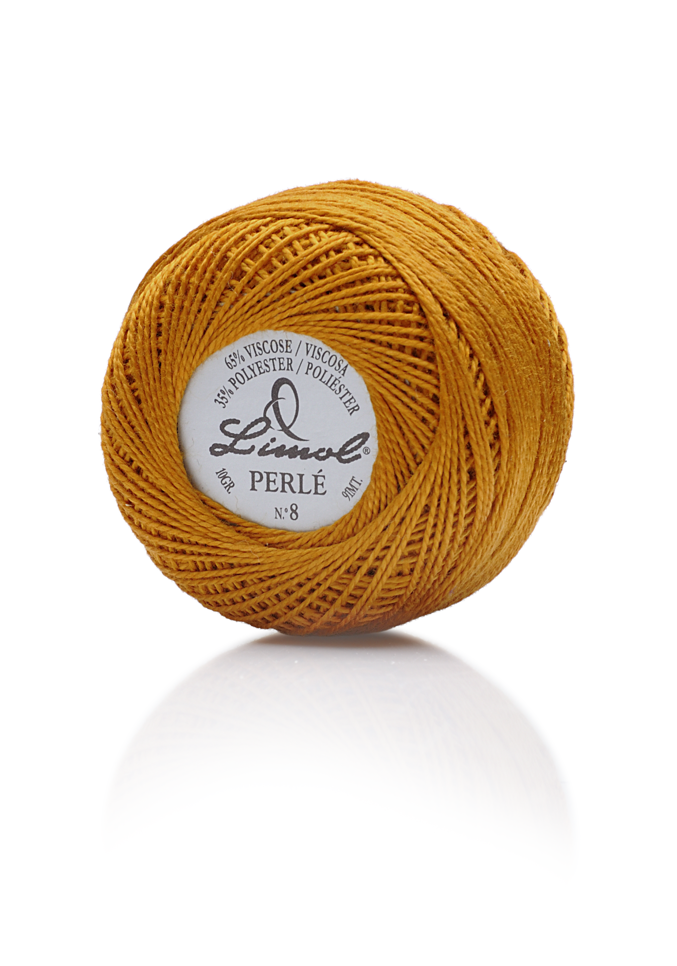 Rolo de linha amarelo mostarda com etiqueta branca e texto informativo.