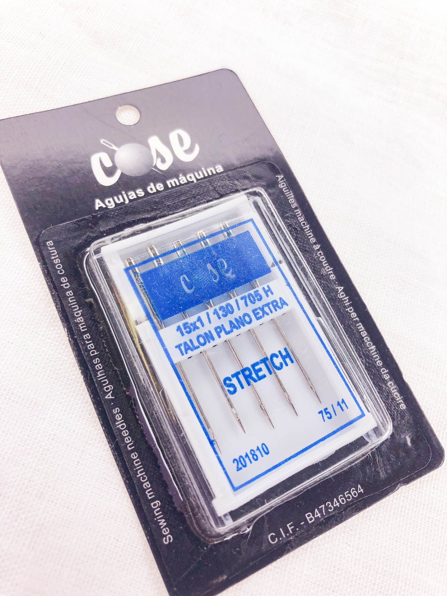 Embala de agulhas de máquina de costura Cose em embalagem preta e branca