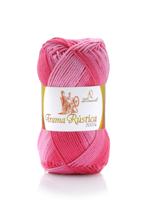 Skein de fio de lã rosa com rótulo branco e dourado Trama Rústica 500/1