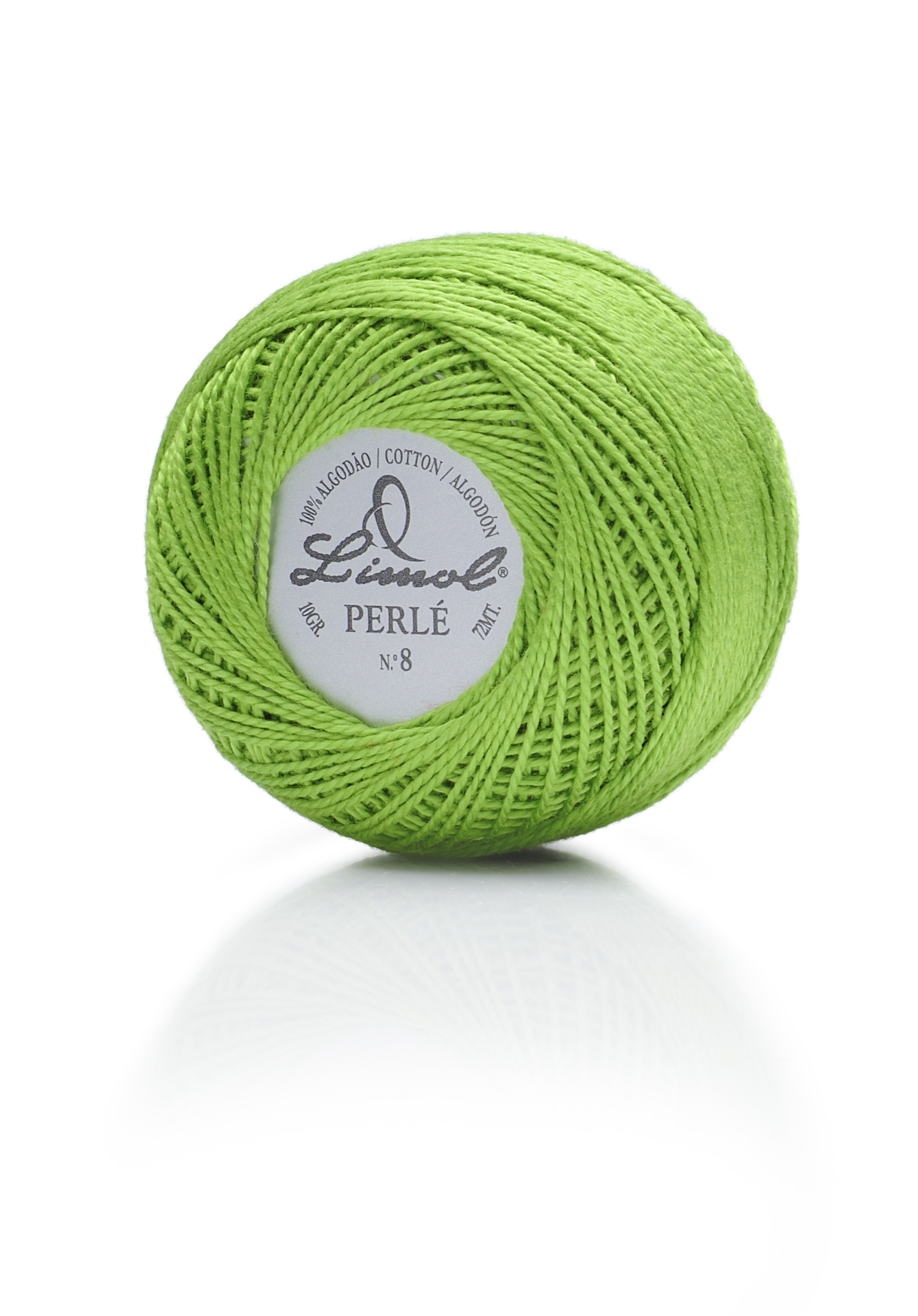 rolo de linha verde limão com etiqueta central branca e texto