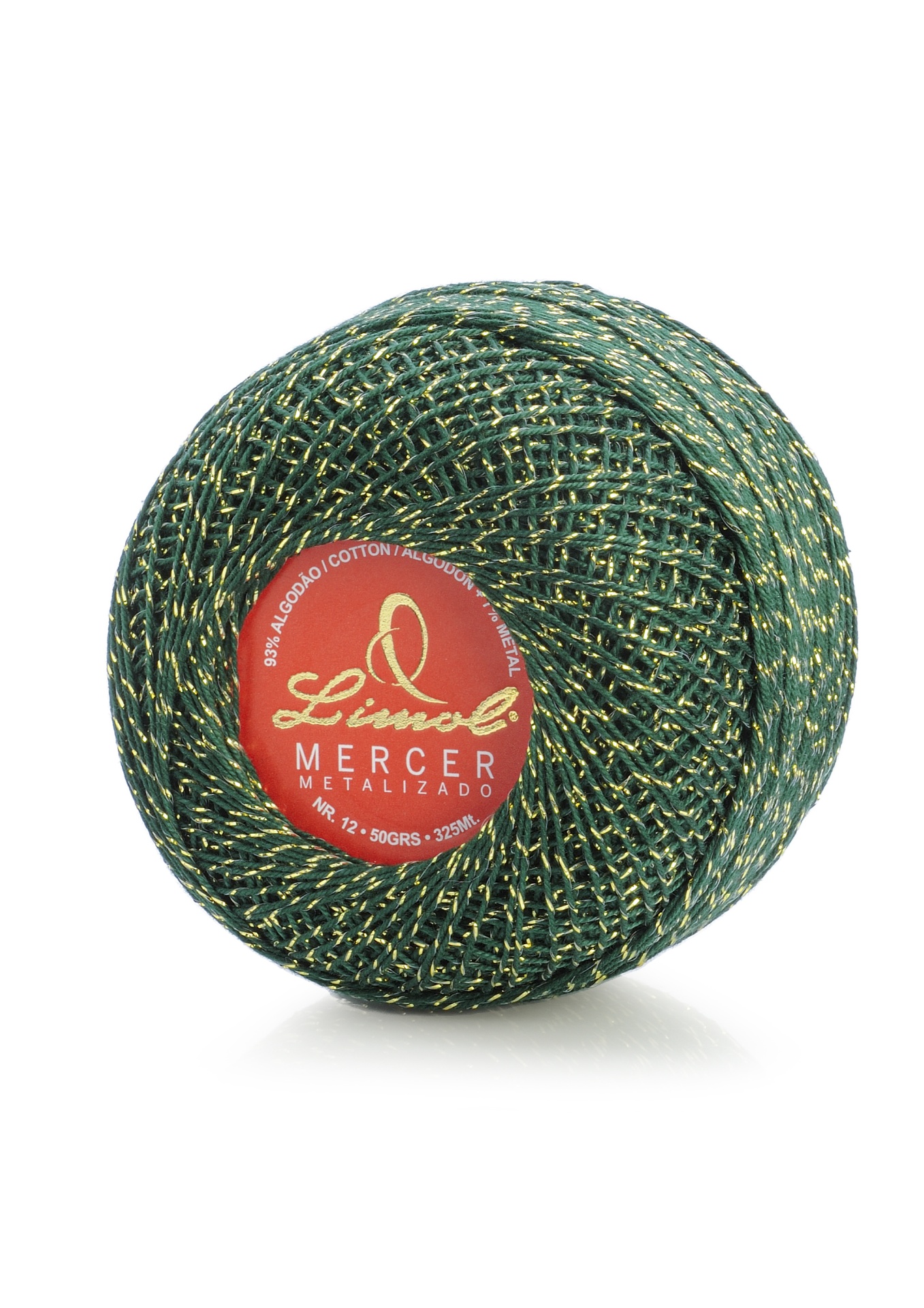 Bola de linha Mercerizada verde com fio metálico dourado e etiqueta vermelha
