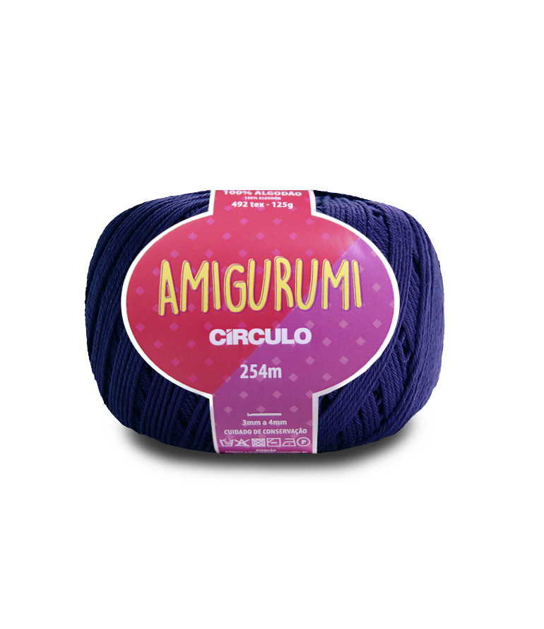 Novelo de fio azul escuro com rótulo AMIGURUMI CÍRCULO.