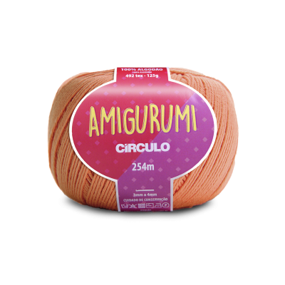 Novelo de fio de algodão salmão com rótulo roxo e vermelho