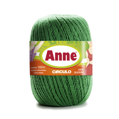 Rolo de fio verde de algodão com etiqueta da marca Anne
