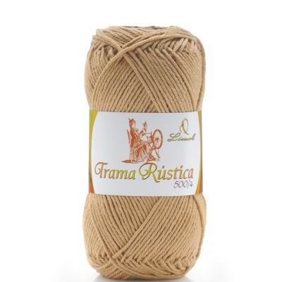 Rolo de fio de lã bege com etiqueta branca e texto