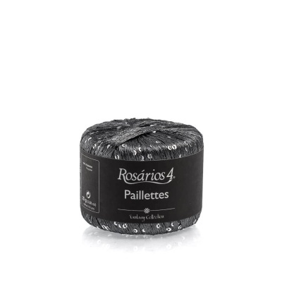Fio de lantejoulas cinza escuro com etiqueta preta Rosários 4 Paillettes em fundo branco