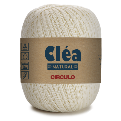 Novelo de fio de algodão natural com rótulo Cléa NATURAL CÍRCULO
