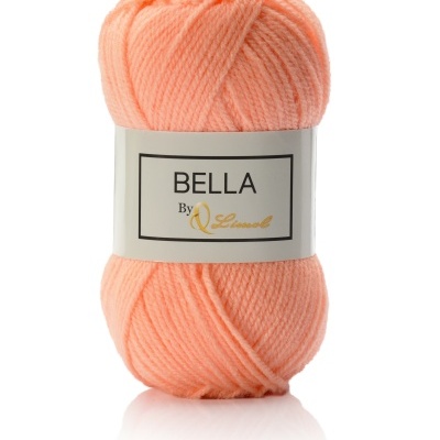 Novelo de lã cor de pêssego com etiqueta 