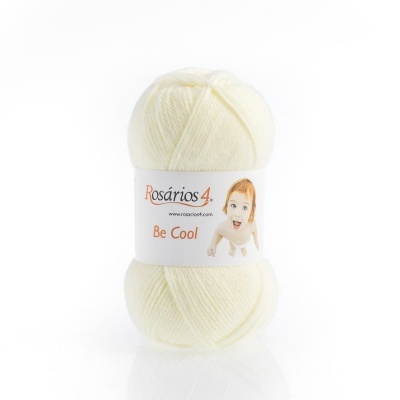 Novelo de lã creme claro Rosários 4 com etiqueta e imagem de criança