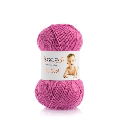 Novelo de lã rosa Rosários 4 com etiqueta branca e foto de um bebé