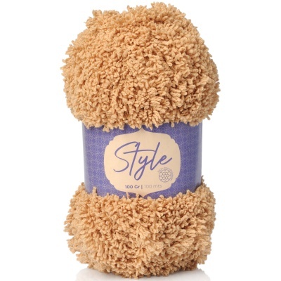 Novel de fio bege felpudo com etiqueta azul Style