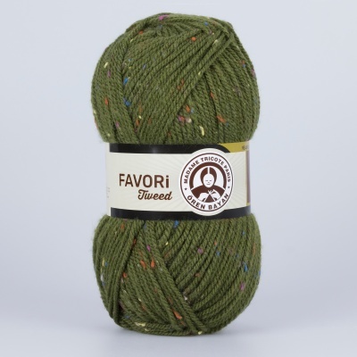 Novelo de lã verde com pontos coloridos e etiqueta FAVORI Tweed